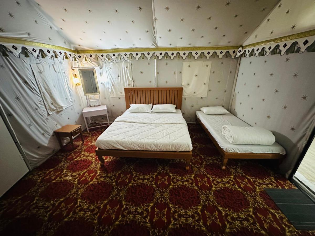 Modhera Sunrise Resort - Tents Bhungas Jungle Restaurants & Candlelight Dining Kalri المظهر الخارجي الصورة