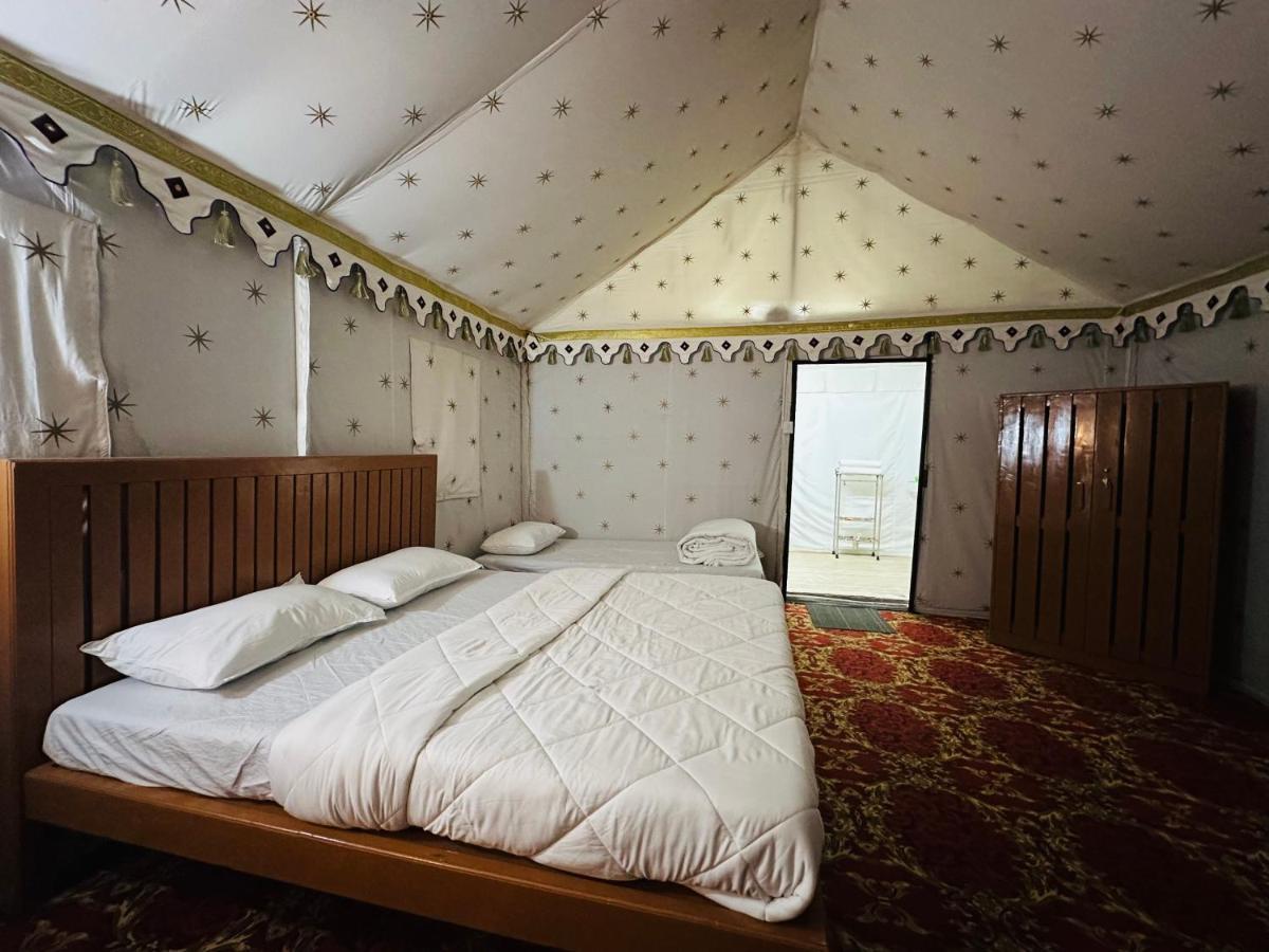 Modhera Sunrise Resort - Tents Bhungas Jungle Restaurants & Candlelight Dining Kalri المظهر الخارجي الصورة