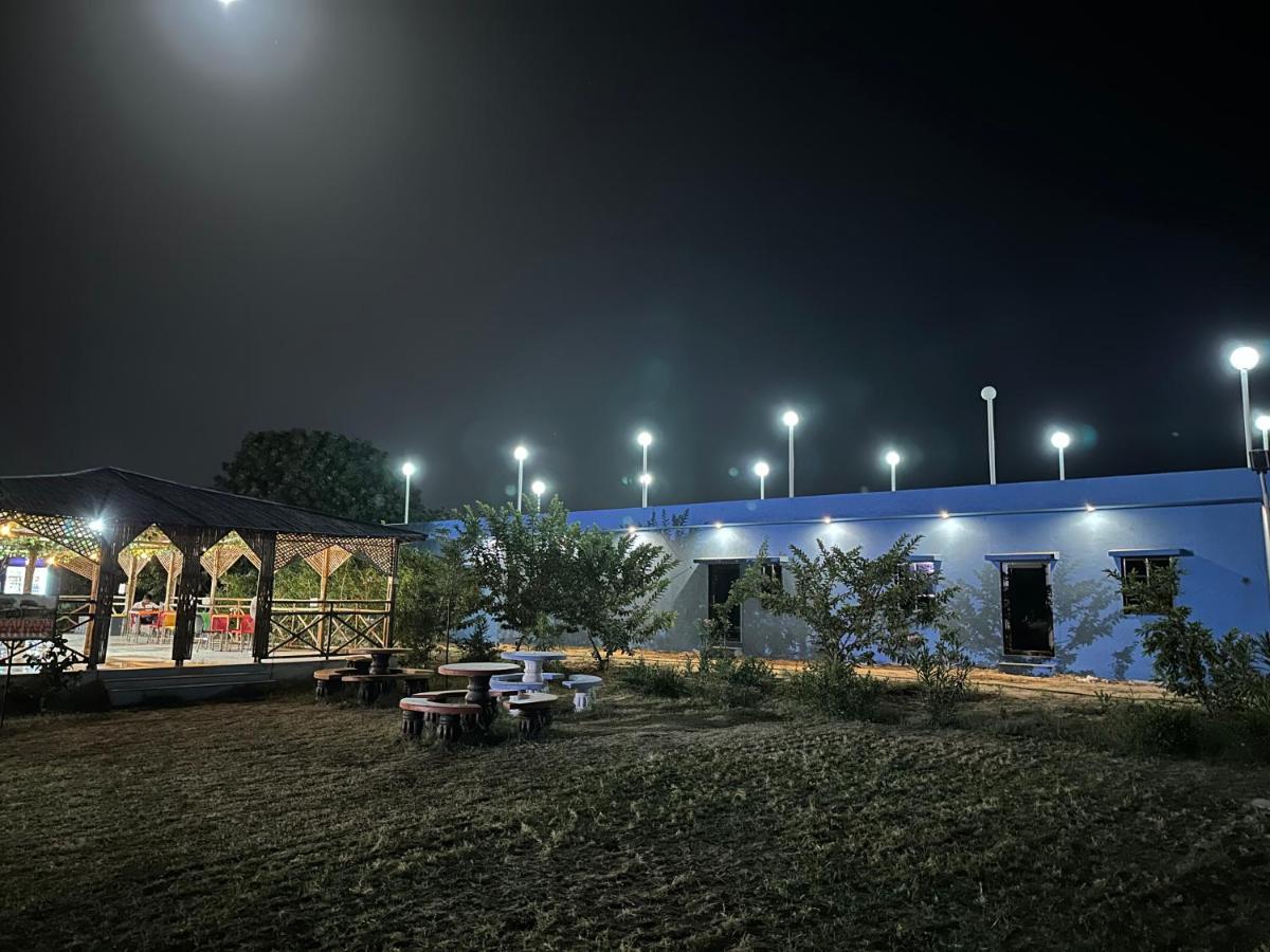 Modhera Sunrise Resort - Tents Bhungas Jungle Restaurants & Candlelight Dining Kalri المظهر الخارجي الصورة